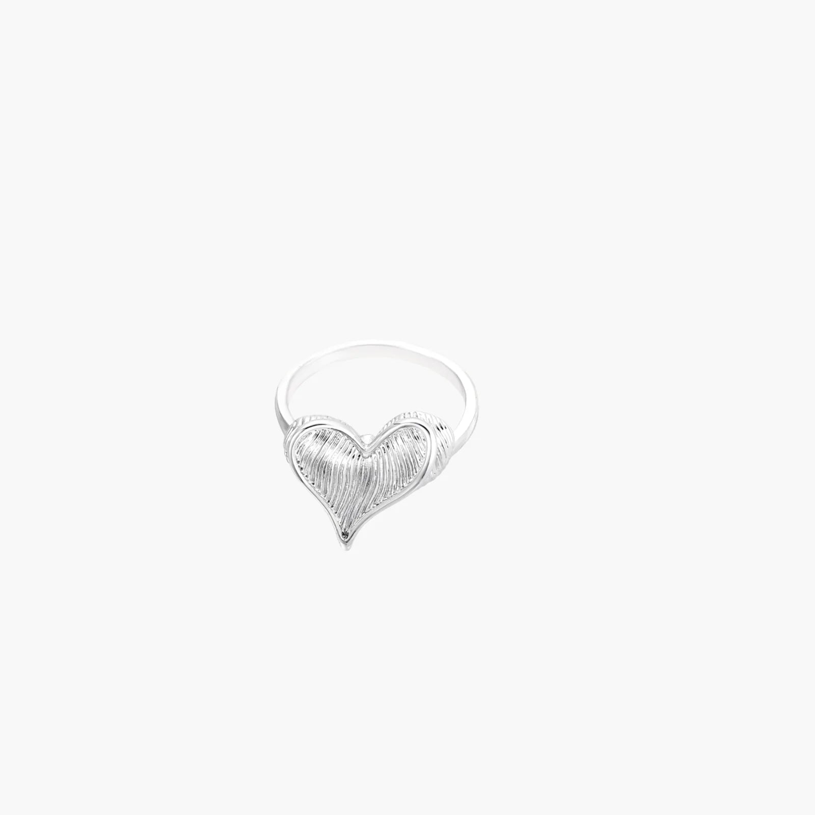 Sculpted White Gold Silver Heart Ring
