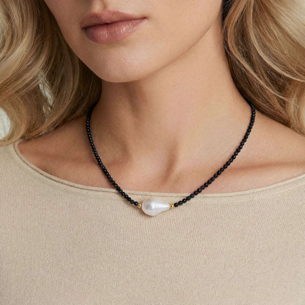 Luminous Midnight Pearl Hawaii Choker Necklace